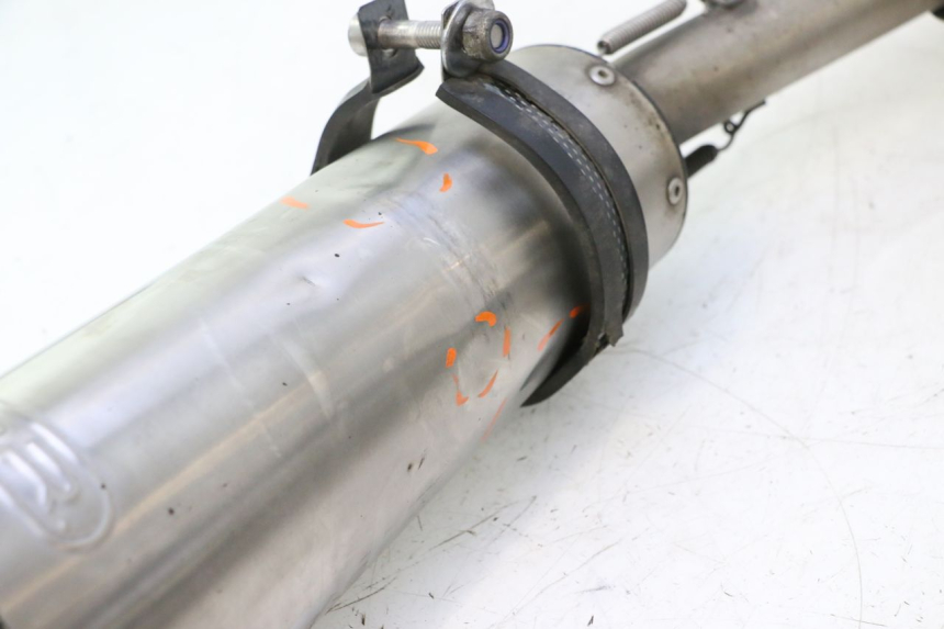 photo de EXHAUST YAMAHA FJR 1300 (2001 - 2005) - Surface and material condition