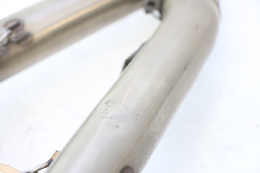 photo de EXHAUST YAMAHA FJR 1300 (2001 - 2005) - Distinctive features