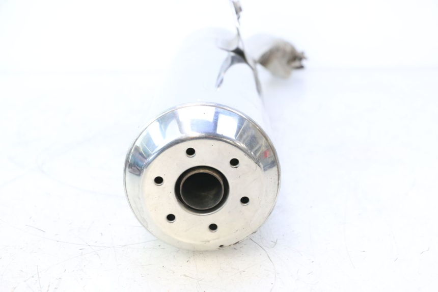 photo de LEFT EXHAUST YAMAHA FJR 1300 (2001 - 2005) - Alternative angle