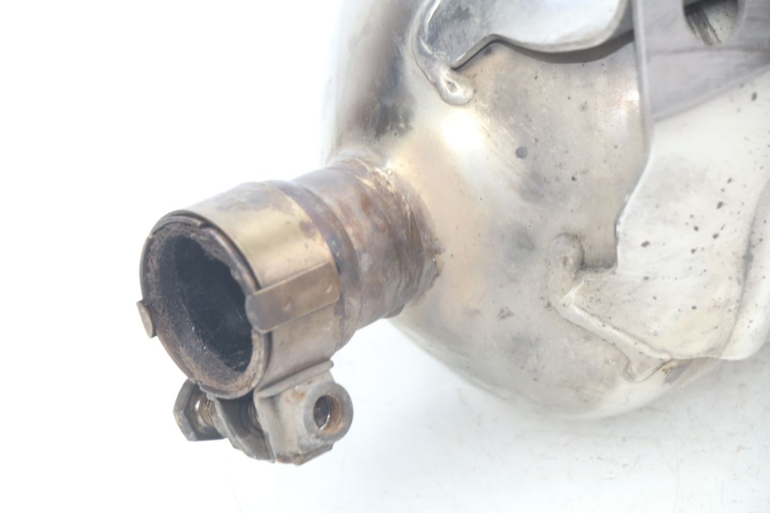 photo de EXHAUST PIPE PEUGEOT GEOPOLIS 400 (2007 - 2013) - Fixing points details