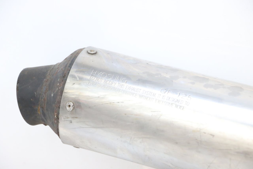 photo de Exhaust pipe HYOSUNG GF 125 (2001 - 2005) - Focus on structure