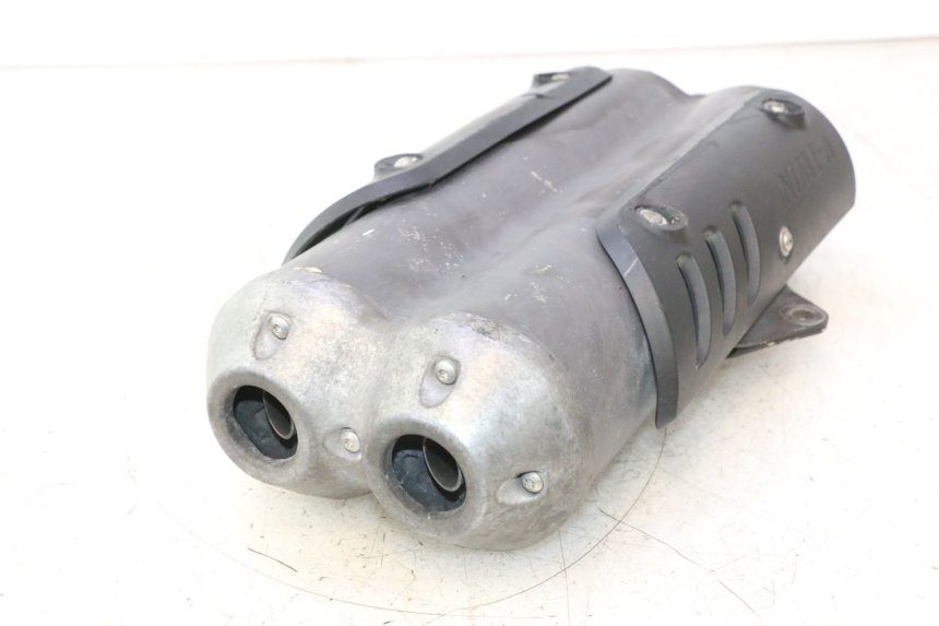 photo de EXHAUST GILERA GP 800 (2007 - 2013) - Zoom on usage condition