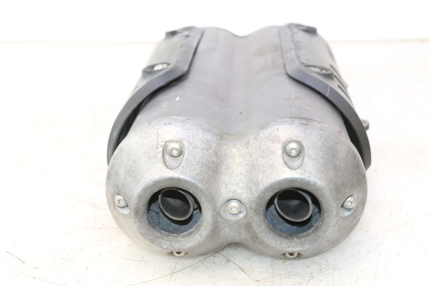 photo de EXHAUST GILERA GP 800 (2007 - 2013) - Alternative perspective