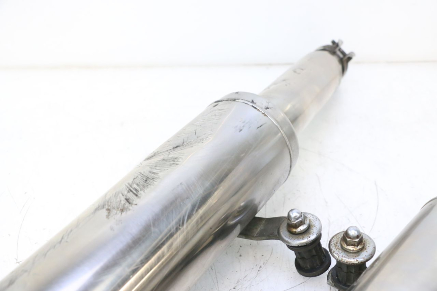 photo de EXHAUST KAWASAKI GPX F ZX750F 750 (1986 - 1990) - High-resolution close-up