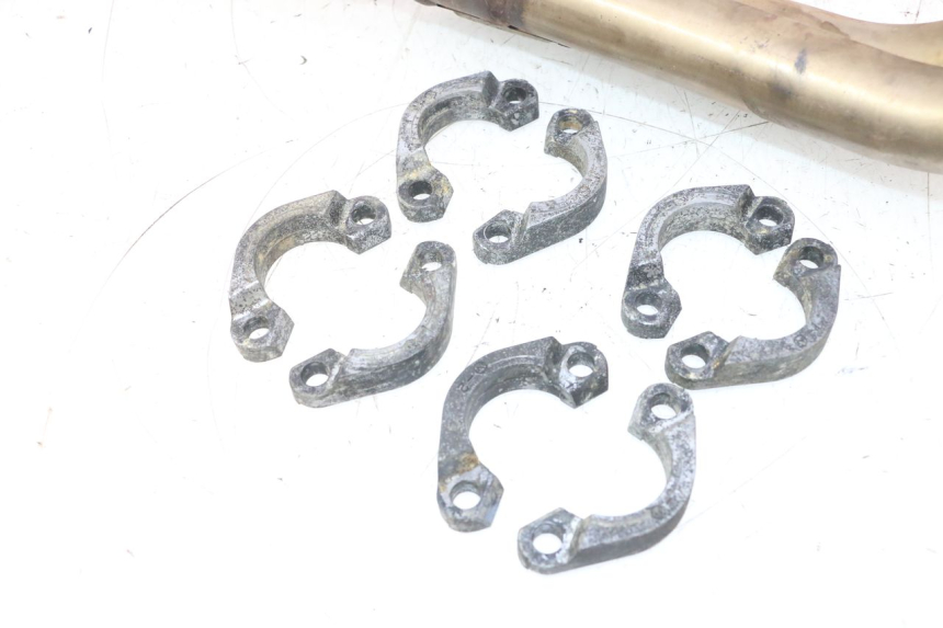 photo de EXHAUST KAWASAKI GPX F ZX750F 750 (1986 - 1990) - Fixing points details