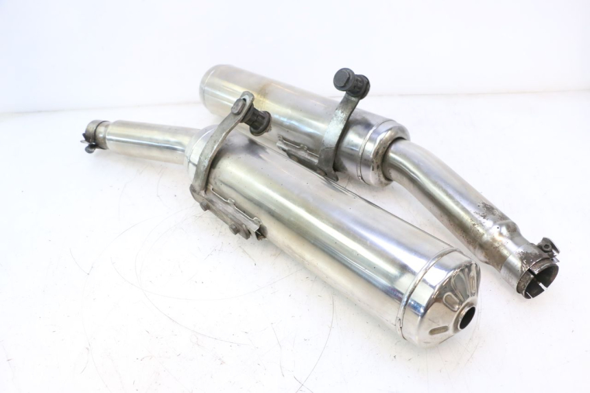 photo de EXHAUST KAWASAKI GPX F ZX750F 750 (1986 - 1990) - Technical close-up