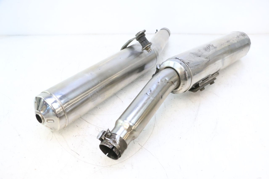 photo de EXHAUST KAWASAKI GPX F ZX750F 750 (1986 - 1990) - Fixing points details