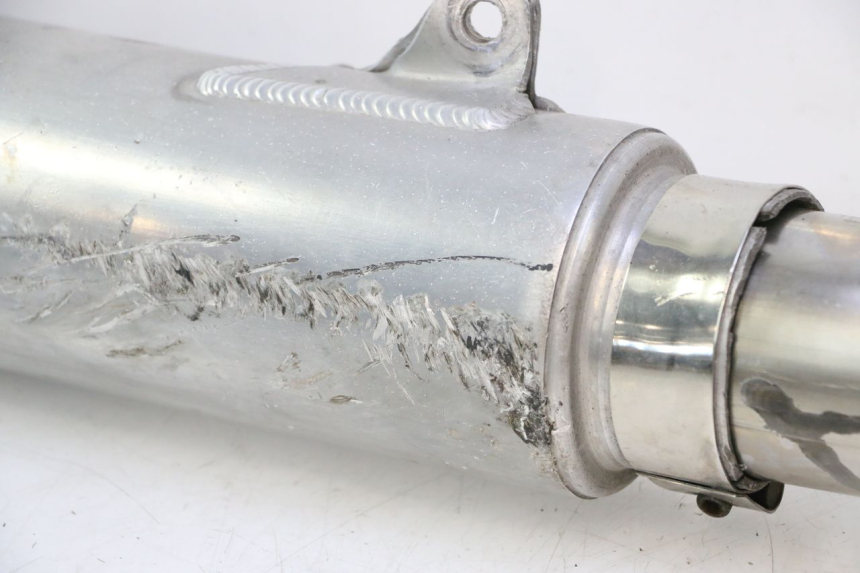 photo de EXHAUST SUZUKI GSX F GSXF 750 (1988 - 1998) - High-resolution close-up