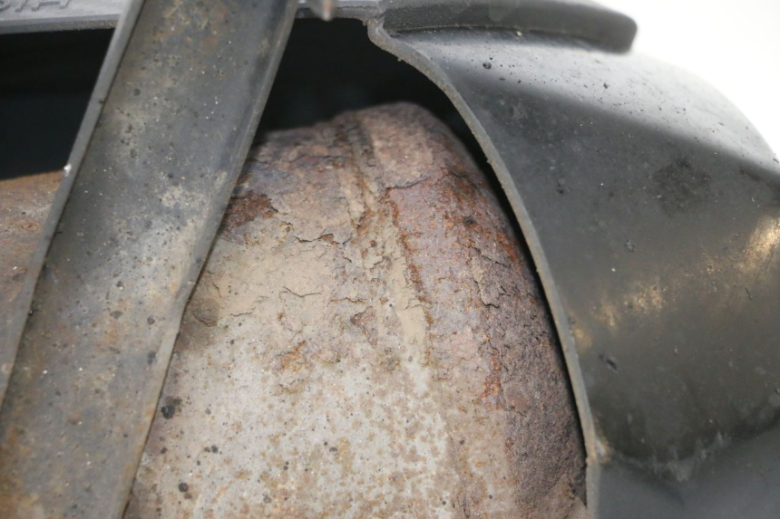 photo de EXHAUST PIPE SYM JET 14 4T 50 (2018 - 2022) - Detailed visual inspection