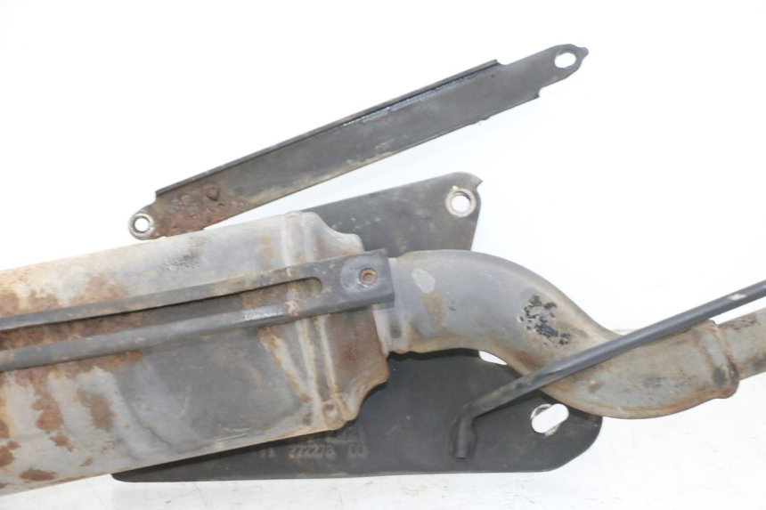 photo de EXHAUST PIPE PEUGEOT KISBEE 2T 50 (2010 - 2017) - Focus on structure