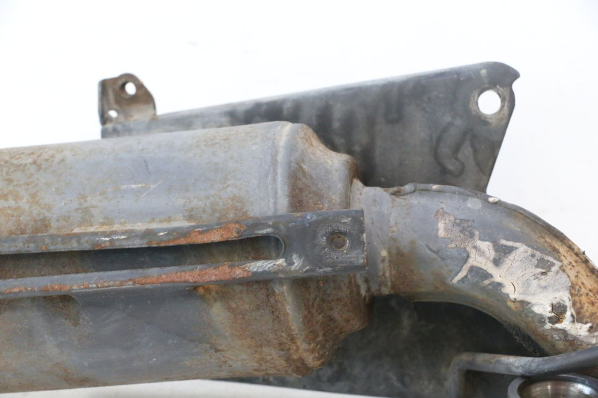 photo de EXHAUST PIPE PEUGEOT KISBEE 2T 50 (2010 - 2017) - Zoom on usage condition