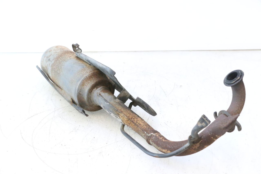 photo de EXHAUST PIPE PEUGEOT KISBEE 2T 50 (2010 - 2017) - Fixing points details