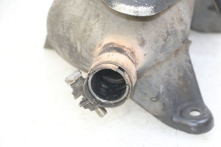 photo de EXHAUST PIPE PIAGGIO MP3 LT 300 (2010 - 2016) - Fixing points details