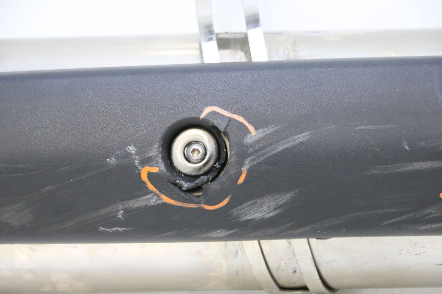 photo de EXHAUST PIPE PIAGGIO MP3 LT 400 (2007 - 2012) - Supplementary product photo