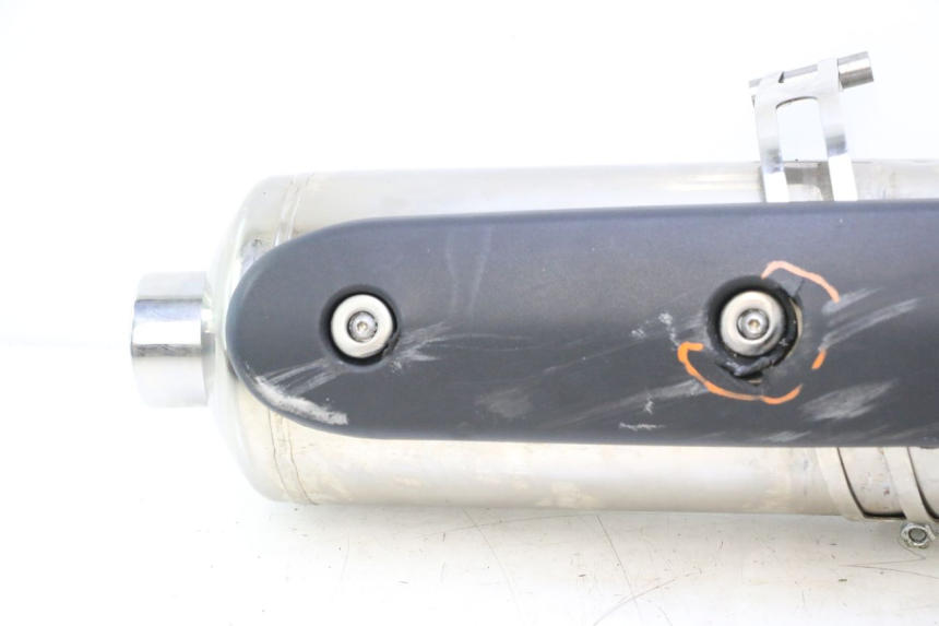 photo de EXHAUST PIPE PIAGGIO MP3 LT 400 (2007 - 2012) - Detailed visual inspection