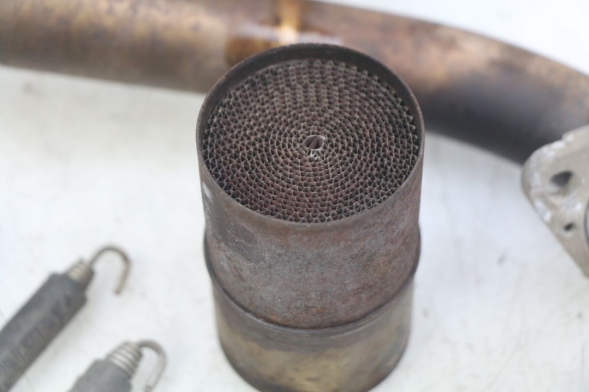 photo de EXHAUST PIPE YAMAHA MT ABS 125 (2014 - 2018) - Technical close-up