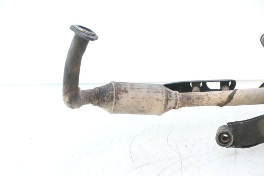 photo de EXHAUST KYMCO LIKE 4T 50 (2019 - 2025) - Fixing points details