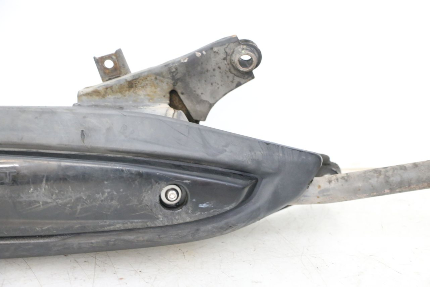 photo de EXHAUST PIPE PEUGEOT KISBEE 4T 50 (2010 - 2017) - Detailed visual inspection