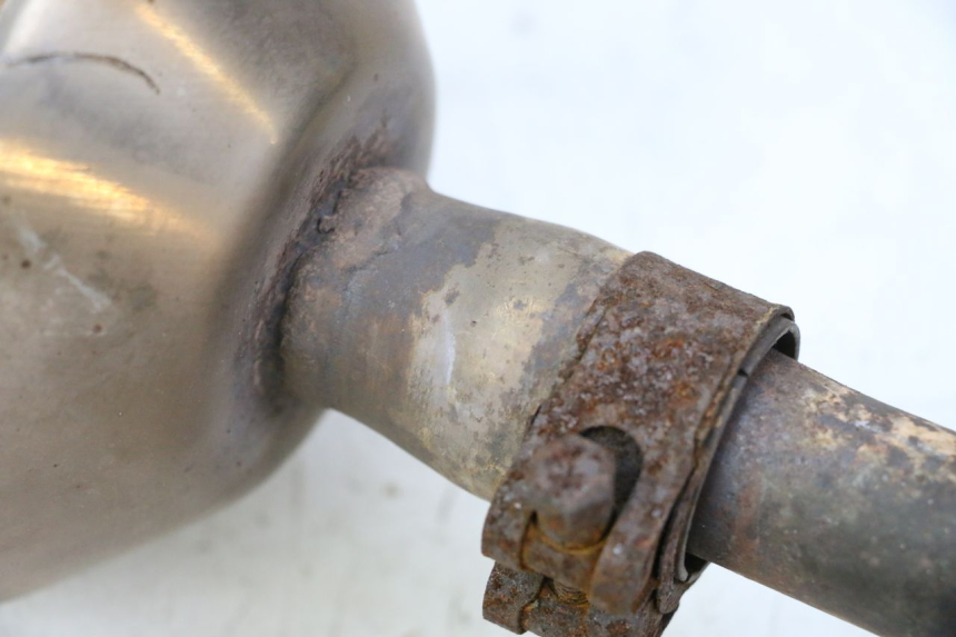 photo de EXHAUST PIPE PEUGEOT SATELIS 125 (2010 - 2012) - Detailed visual inspection