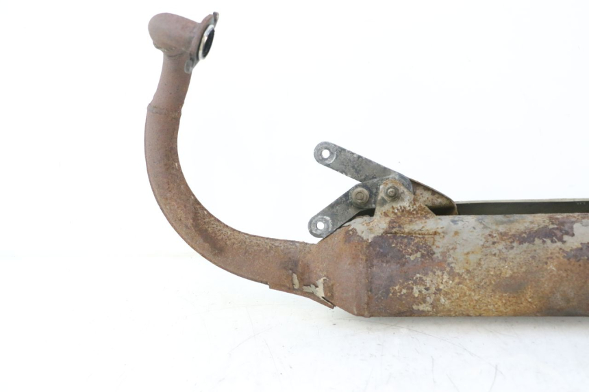 photo de EXHAUST PIPE PEUGEOT SPEEDFIGHT LC 50 (1996 - 2002) - Fixing points details