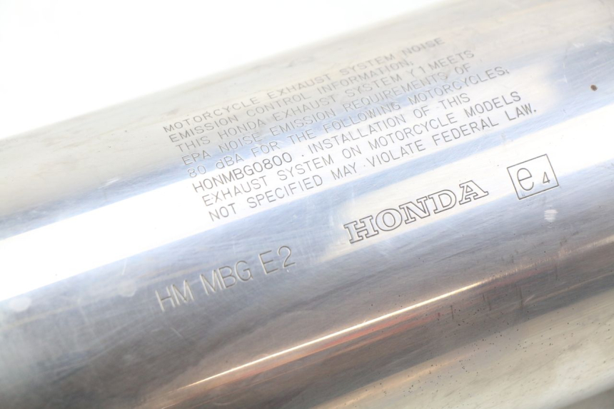 photo de EXHAUST HONDA VFR FI RC46 800 (1998 - 2001) - Fixing points details