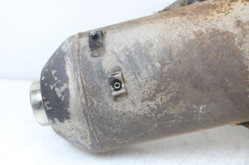 photo de EXHAUST PIPE PIAGGIO XEVO - X EVO 125 (2007 - 2017) - Alternative perspective