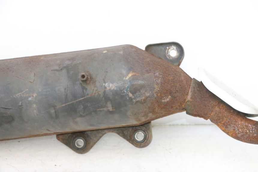 photo de EXHAUST PIPE YAMAHA YP MAJESTY 125 (1998 - 2001) - Fixing points details