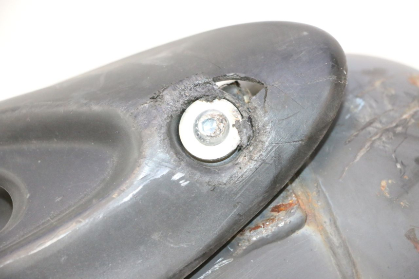 photo de EXHAUST PIPE YAMAHA YP MAJESTY 125 (2002 - 2006) - Zoom on usage condition