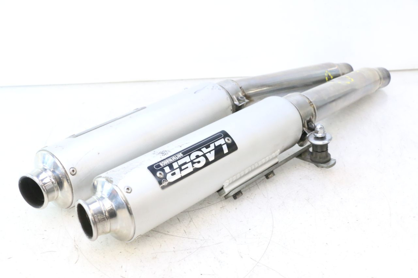 photo de EXHAUST PIPE KAWASAKI ZZR 600 (1995 - 2004) - Technical close-up