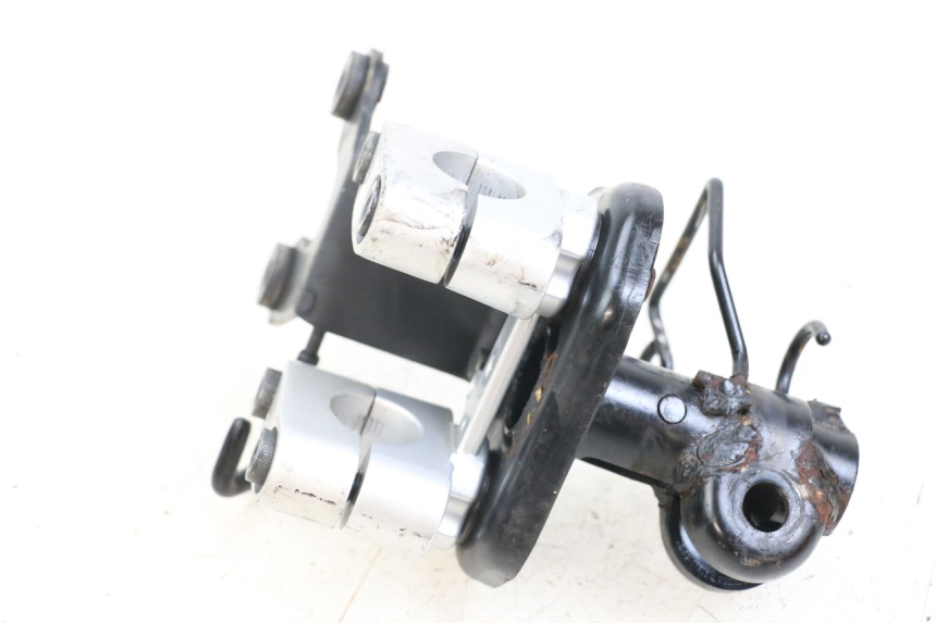 photo de HANDLEBAR RISER YAMAHA BW'S BWS 125 (2010 - 2013) - Component detail