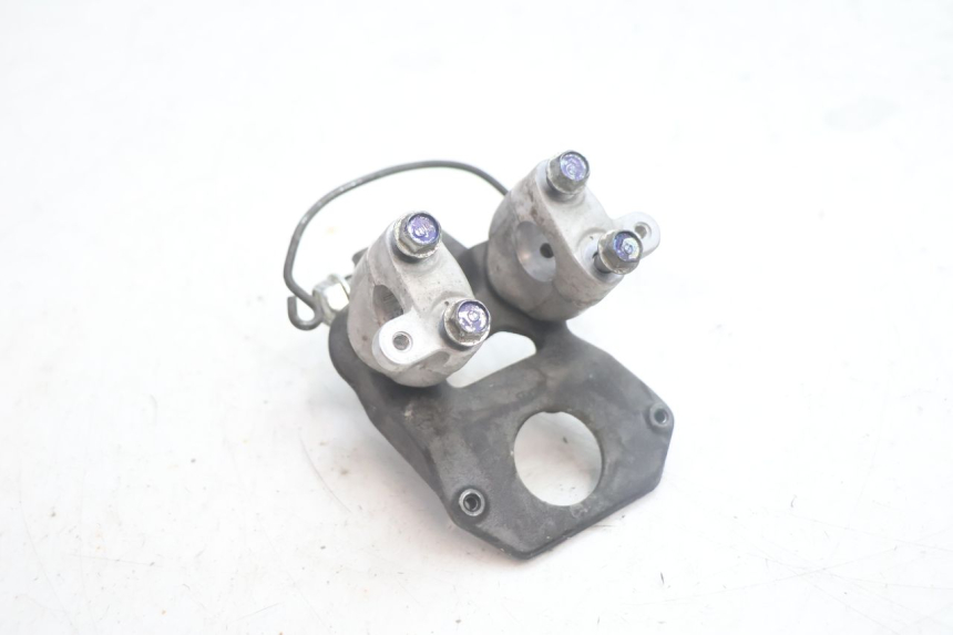 photo de HANDLEBAR STEM HONDA FJS SILVER WING SILVERWING 400 (2005 - 2008) - Zoom on usage condition