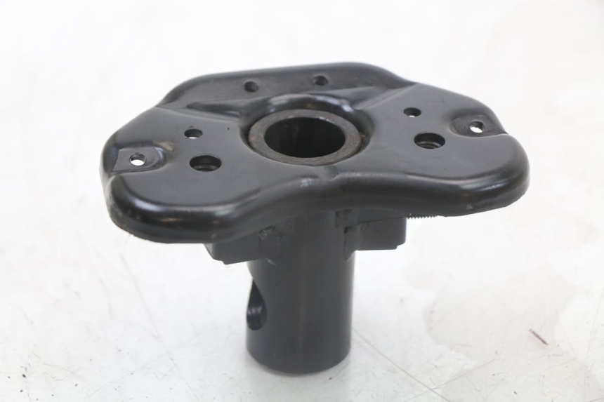 photo de HANDLEBAR RISER SYM JET 14 4T 50 (2018 - 2022) - Alternative perspective