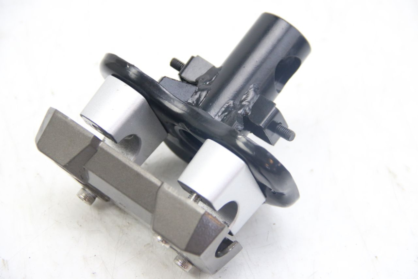 photo de HANDLEBAR RISER SYM JET 4 4T 50 (2018 - 2021) - Main view