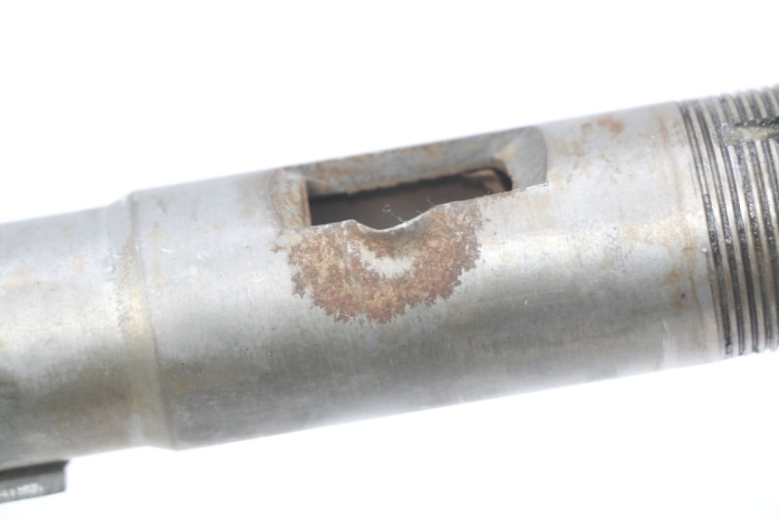 photo de HANDLEBAR RISER PIAGGIO MP3 LT 300 (2010 - 2016) - Zoom on usage condition