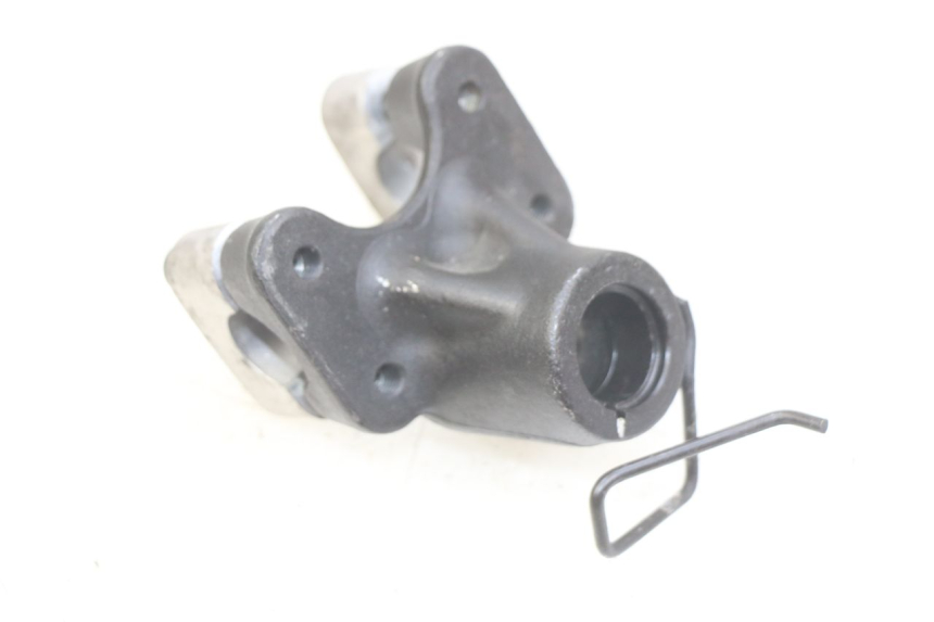 photo de HANDLEBAR RISER YAMAHA X-CITY XCITY 125 (2007 - 2013) - Component detail