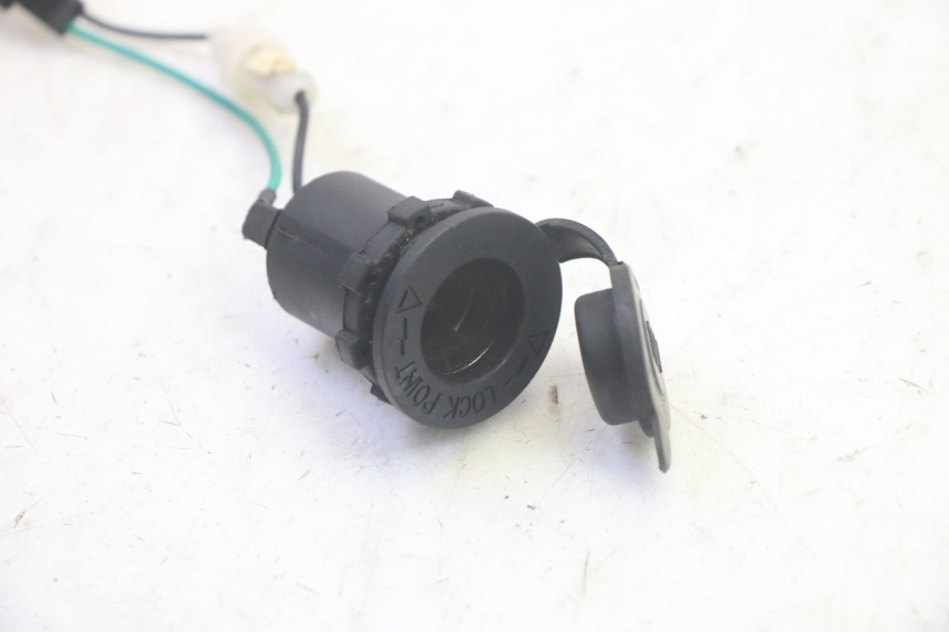 photo de CIGARETTE LIGHTER SOCKET KYMCO AGILITY 16+ 4T 50 (2018 - 2023) - Component detail