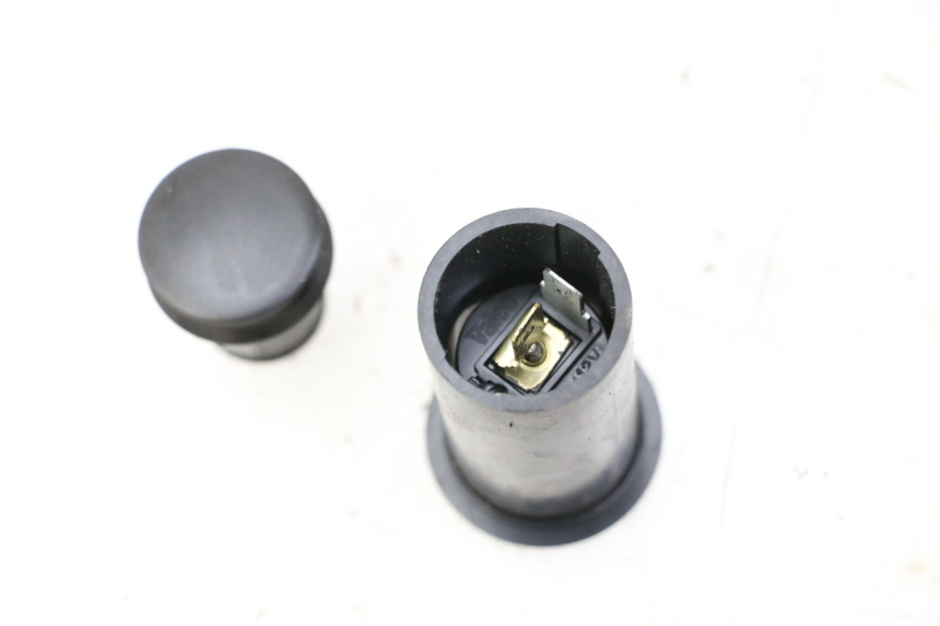photo de CIGAR LIGHTER SOCKET BMW C1 125 (2000 - 2003) - Alternative perspective
