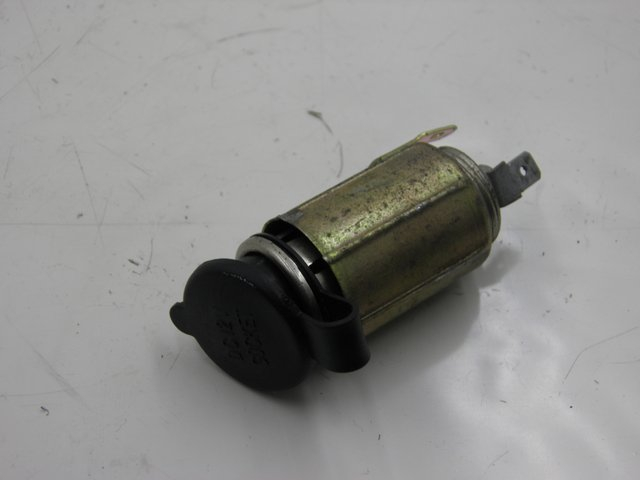 photo de CIGAR LIGHTER SOCKET DERBI GP MAX 250 (2006 - 2008) - Main view