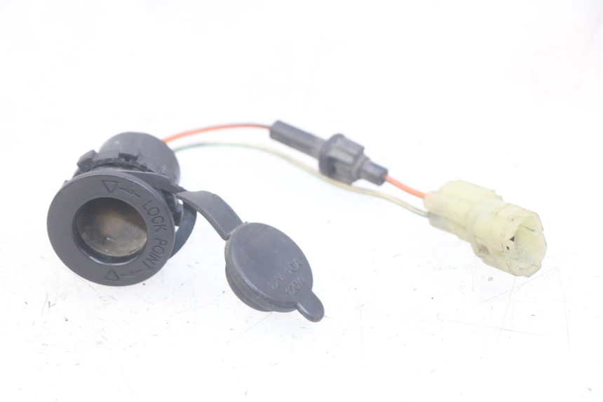 photo de CIGARETTE LIGHTER SOCKET KYMCO DINK STREET 125 (2009 - 2014) - Main view