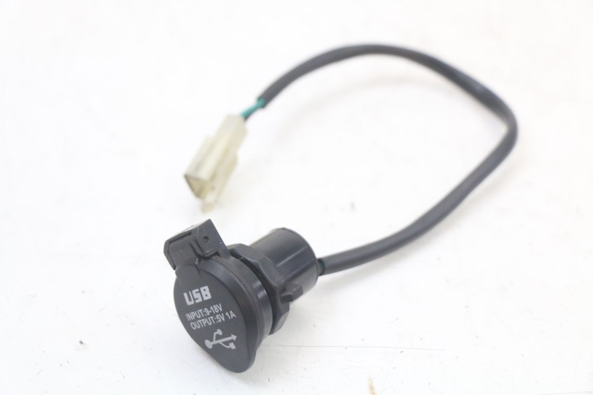 photo de CIGAR LIGHTER SOCKET EBROH BRAVO GLE 1 (2020 - 2024) - Main view