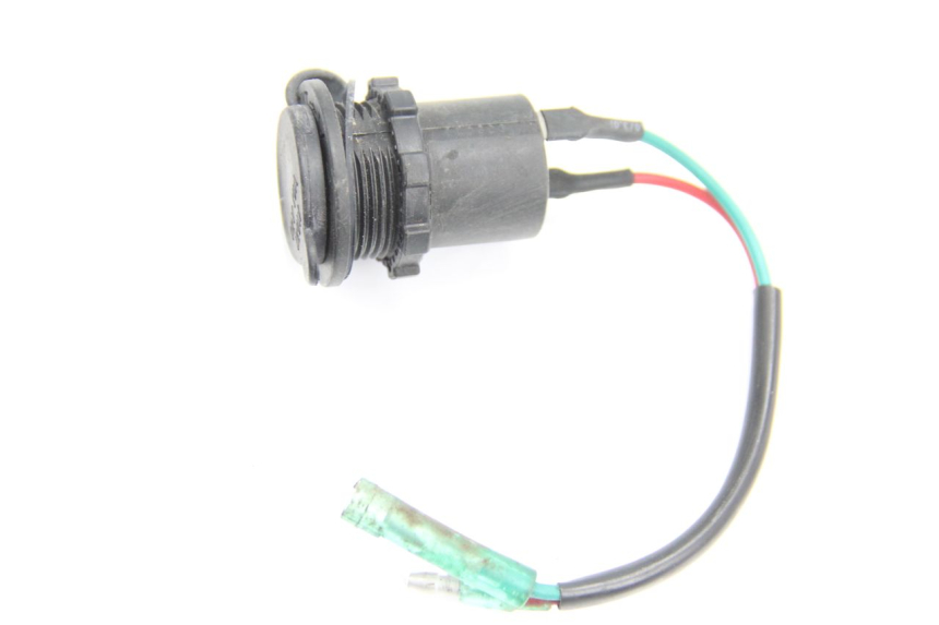 photo de CIGAR LIGHTER SOCKET SYM GTS EFI ABS 125 (2012 - 2016) - Alternative perspective