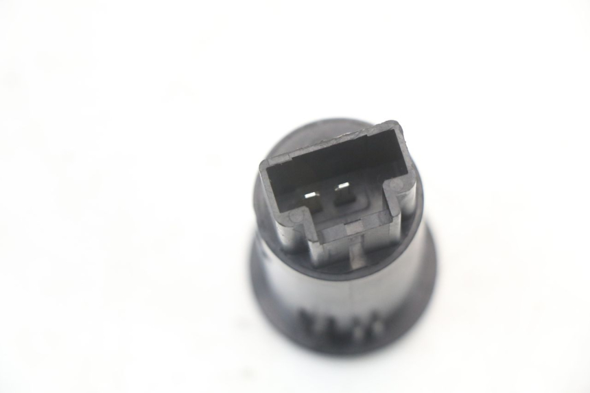 photo de CIGAR LIGHTER SOCKET PEUGEOT KISBEE 2T 50 (2018 - 2022) - Alternative perspective