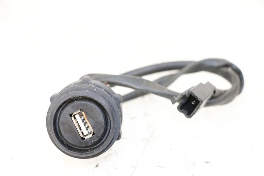 photo de CIGAR LIGHTER SOCKET LONGJIA SHARPY 125 (2020 - 2024) - Main view