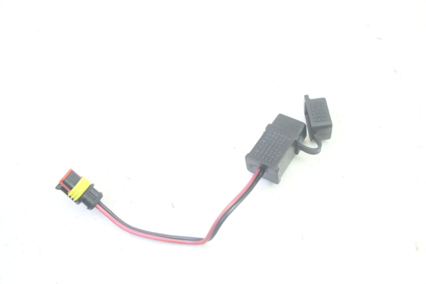 photo de CIGAR LIGHTER SOCKET PIAGGIO MP3 500 (2016 - 2018) - Zoom on usage condition