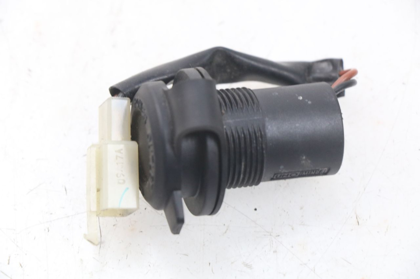 photo de CIGAR LIGHTER SOCKET MBK MW TRYPTIK 125 (2017 - 2022) - Main view