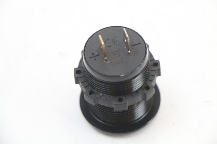 photo de CIGAR LIGHTER SOCKET KAWASAKI NINJA 400 (2018 - 2023) - Alternative perspective