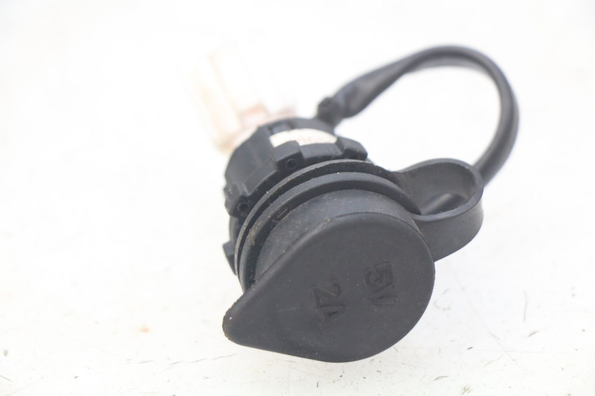 photo de CIGARETTE LIGHTER SOCKET SYM ORBIT III 3 4T 50 (2018 - 2021) - Component detail