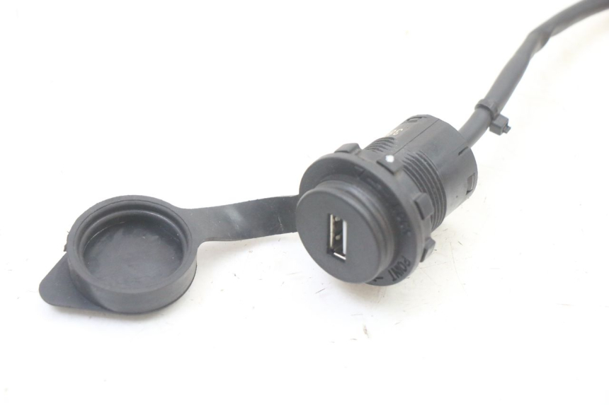 photo de CIGAR LIGHTER SOCKET PEUGEOT TWEET 4T 50 (2023 - 2025) - Component detail