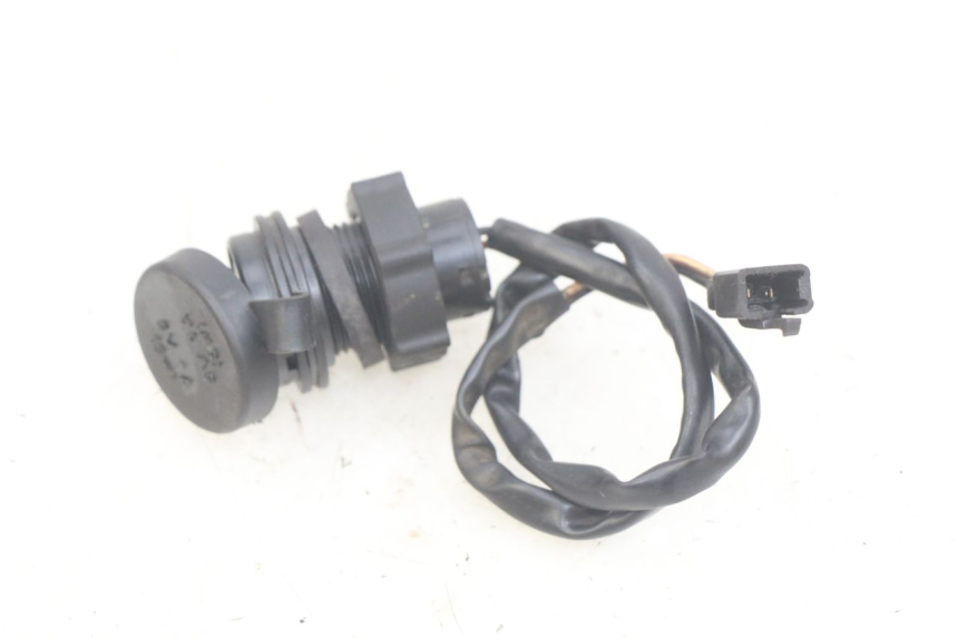 photo de CIGARETTE LIGHTER SOCKET RIDE RACE 2T 50 (2012 - 2017) - Zoom on usage condition