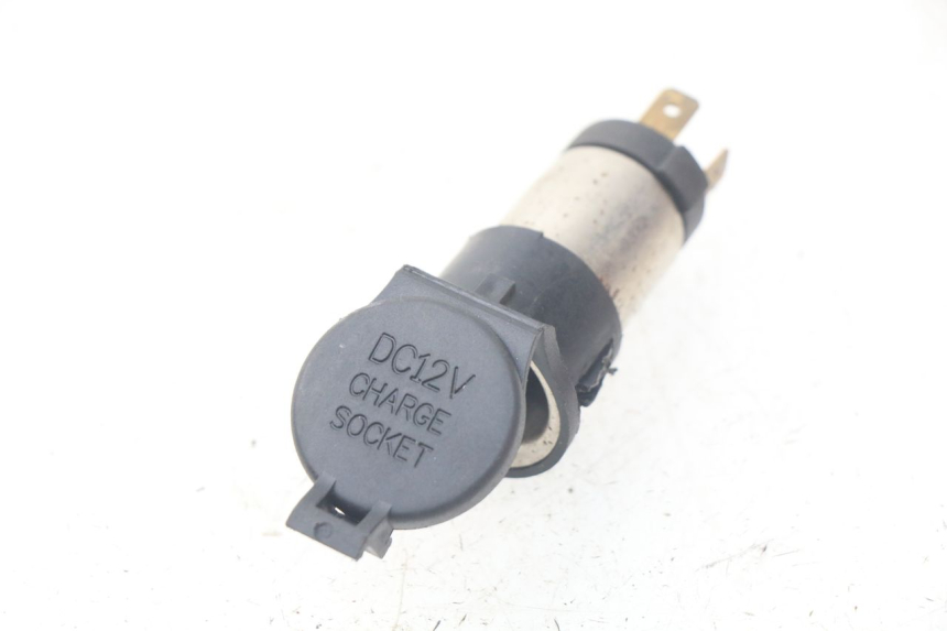 photo de CIGAR LIGHTER SOCKET DAELIM S2 FI 125 (2008 - 2017) - Component detail